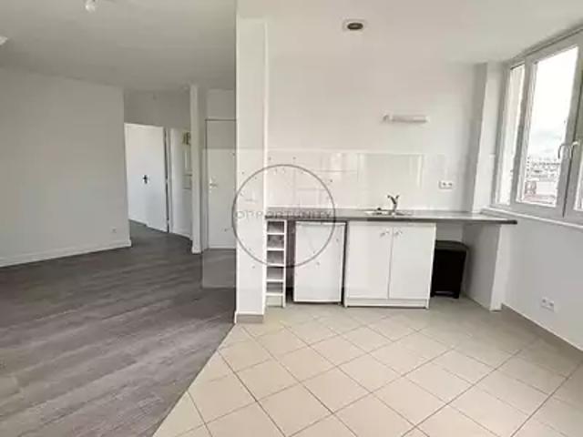 Paris 20ème 75020 Achat / Vente appartement 2 pièces t2 au dernier étage