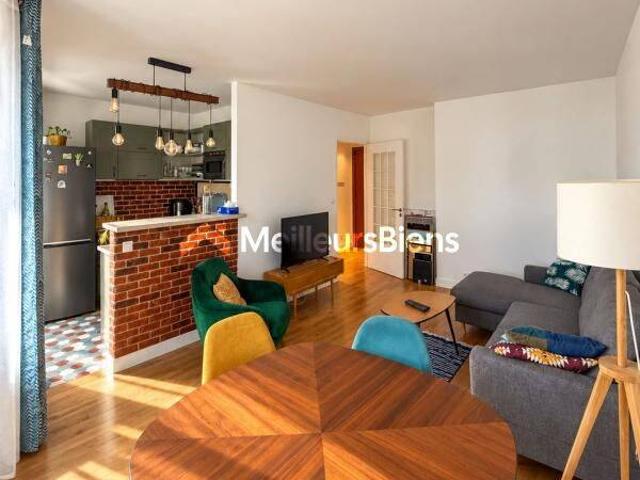Paris 20ème À LOUER Charmant 2 pièces meublé de 54 m²