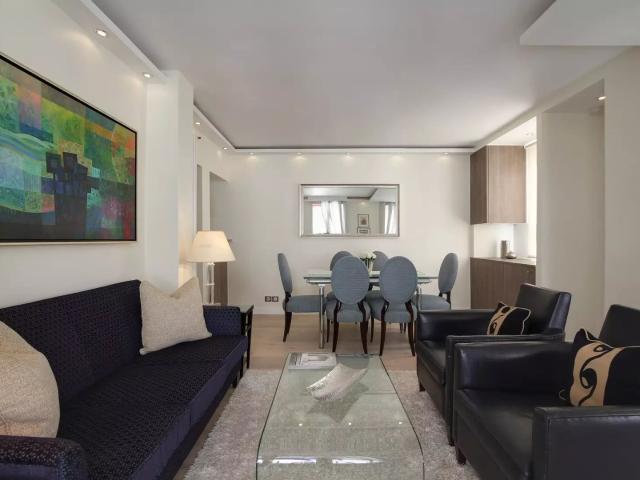 PARIS 2 BEDROOM LUXURY APARTMENT ETOILE / TERNES