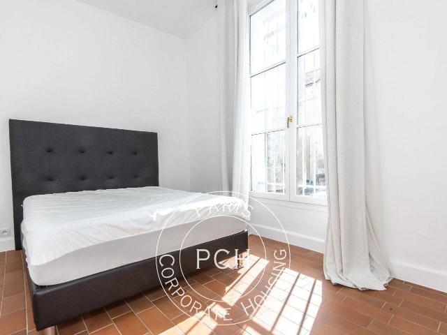 Paris 3e, 2 pièces loué vide refait à neuf