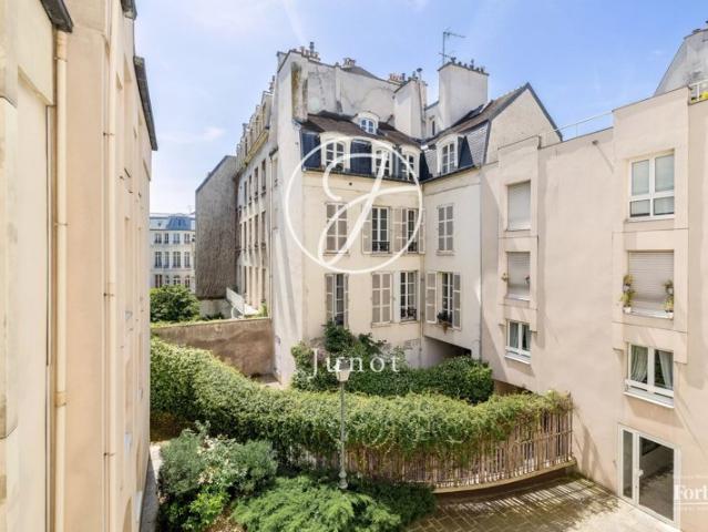 Paris 3e GRAND VENEUR / ARQUEBUSIERS Appartement à vendre 2 pièces 62,60m² Carrez 1 chambre Calme absolu Accès PMR