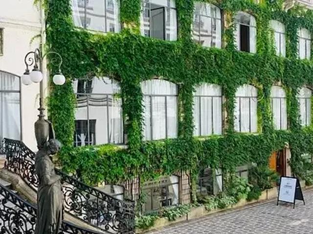 Paris 3ème 75003 Location appartement 2 pièces t2 au dernier étage