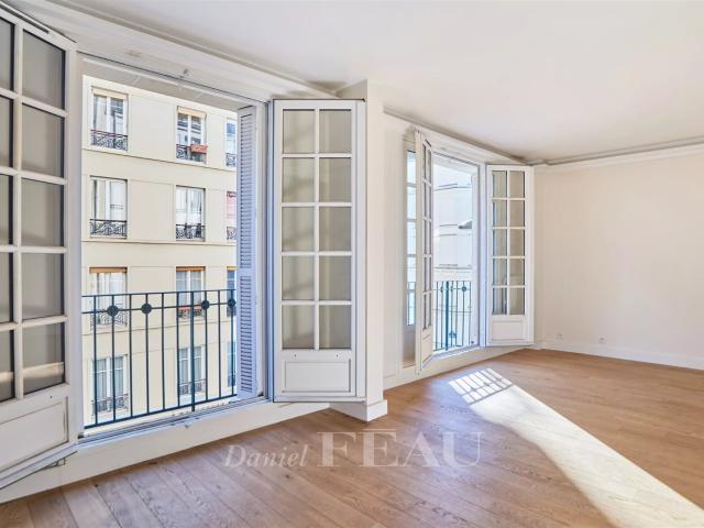 Paris Ve Place Monge 67m² Paris 5ème