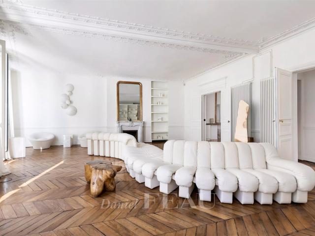 Paris VIe Saint Germain des Prés Appartement familial de. 159m² Paris 6ème