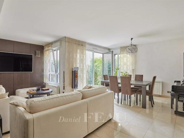 Paris XVe Maison rue Miollis 147m² Paris 15ème