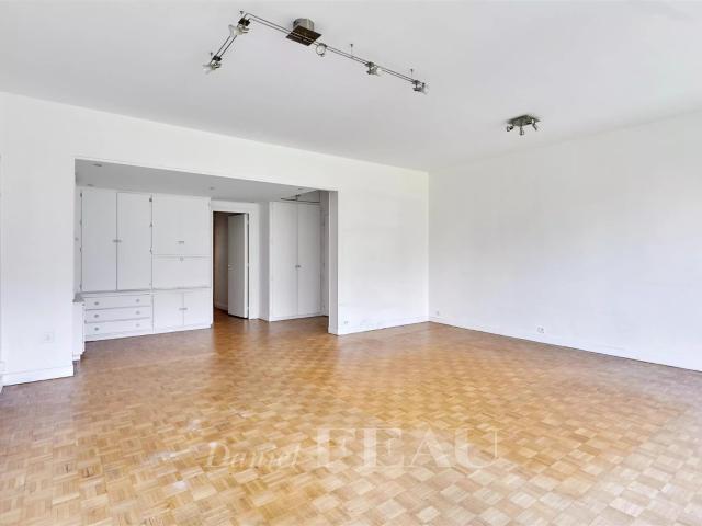 Paris XVIe Avenue Georges Mandel / Trocadéro. Vue dégagée. 86m² Paris 16ème