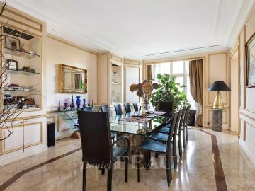 Paris XVIe – Boulevard de Beauséjour