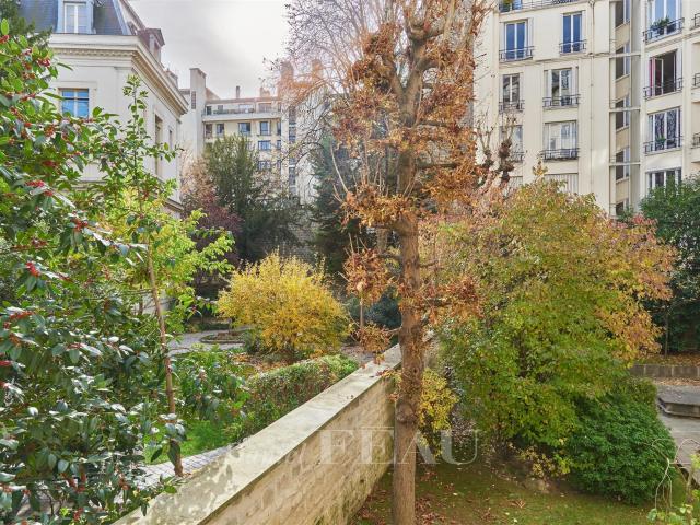 Paris XVIe Henri Martin Mairie 119m² Paris 16ème