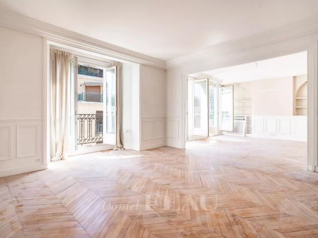 Paris XVIe Rue Marbeau 159m² Paris 16ème