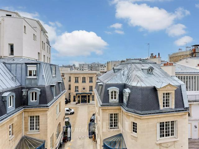 Paris XVIème Victor Hugo Etoile, penthouse, duplex, terr. 153m² Paris 16ème