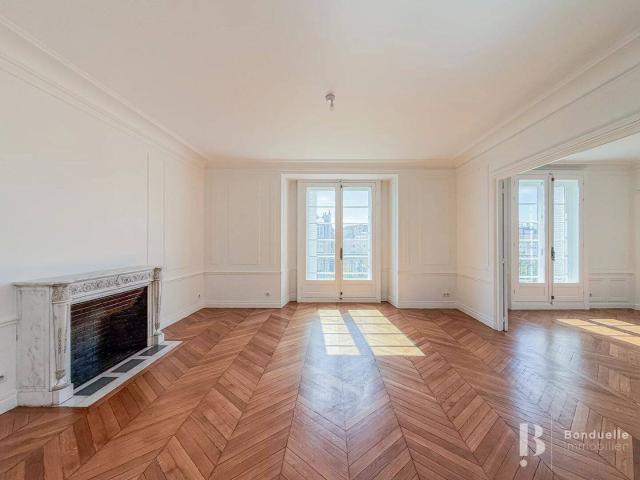 PARIS XVII A LOUER VIDE TERNES SUPERBE 7 PIECES FAMILIAL