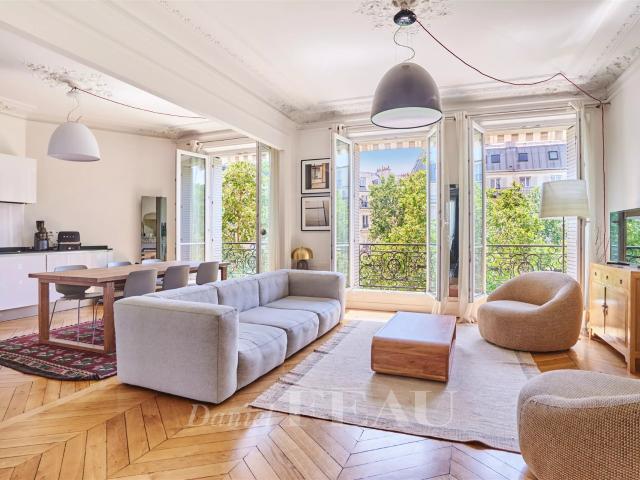 Paris XVIIe Ternes / Saint Ferdinand. Trois chambres, parf. 106m² Paris 17ème