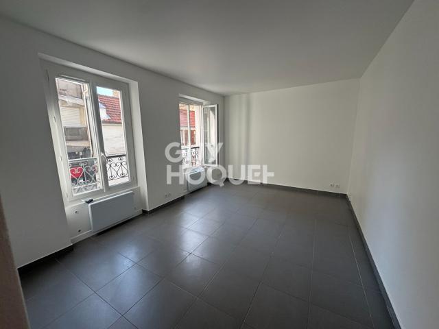 PARIS: appartement T1 28 m² à louer