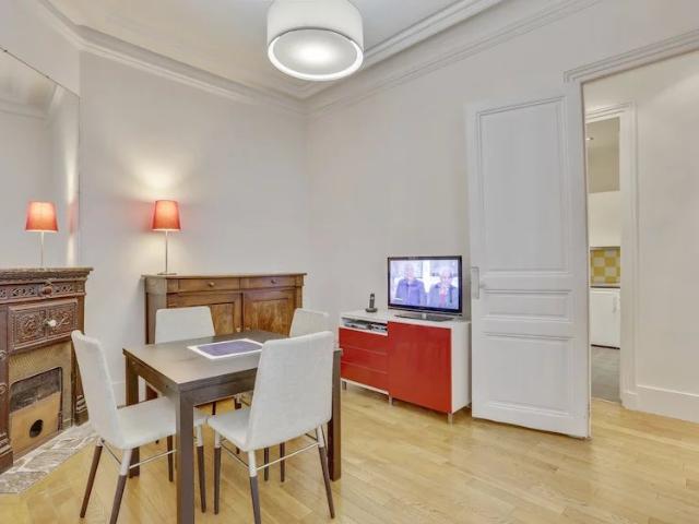 EXCLUSIVITE Paris I Louvre Bons enfants Appartement 2/3 pièces 55m² 749 000 euros