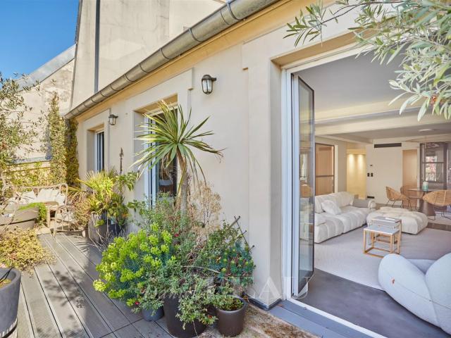 Paris IIe Etienne Marcel 92m² Paris 2ème