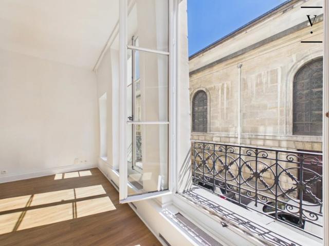 Paris IIIe Archives Duplex de charme – Lumineux et beaux volumes