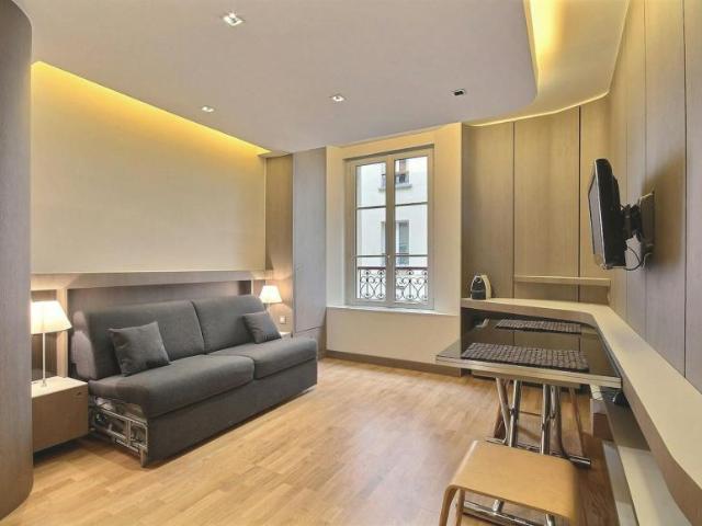 Paris Paris 75013 105089667