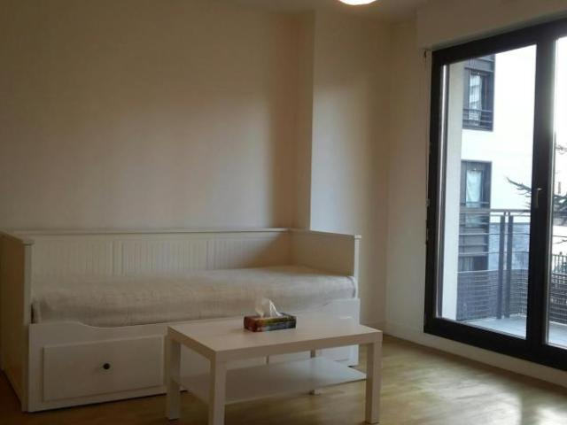 Paris Paris 75019 102308738