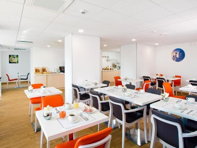Paris Rosa Parks Spacious 1 BR apartment, Paris Amsterdam Apartments for Rent