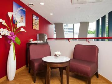 Paris Rosa Parks Spacious 1 BR apartment