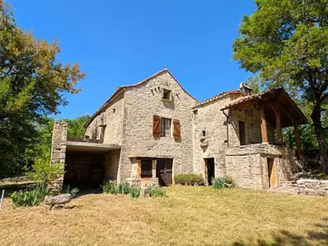 Parisot 82160 Achat / Vente maison 4 pièces t4 au dernier étage