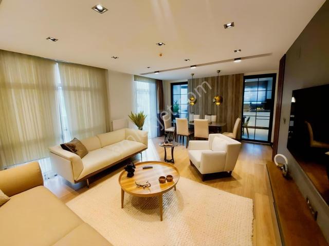 Paris'ten 2000 Evler'de Full Sosyal Donatılı Kiralık Daire