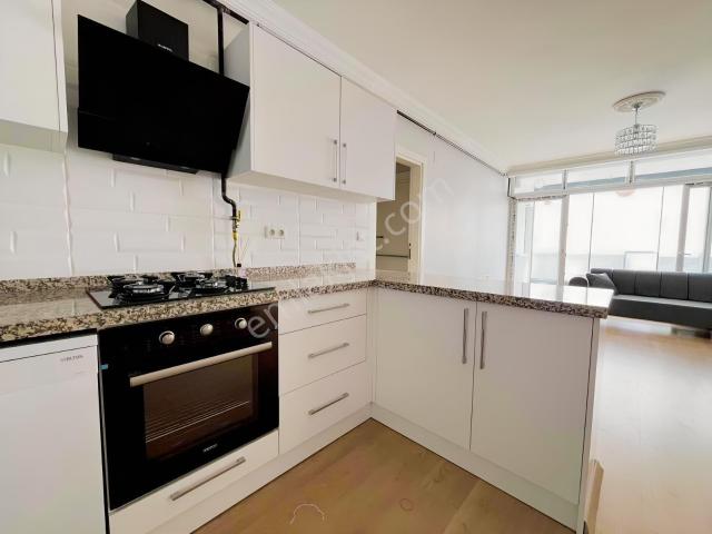 Paris'ten Adana Koleji Civarı Sıfır Eşyalı Kiralık 2+1 Daire!
