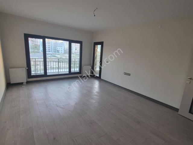 Paris'ten Söğütlü Toki Sıfır 3+1 Kiralık Daire