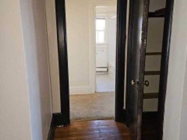 Park5 2 Bedroom Apartment for Rent at 2105 N 44th St, Milwaukee, WI 53208 Washington Park