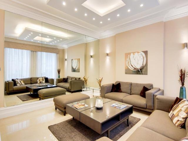 Park Mansions, Knightsbridge, SW1X 3 bed flat to rent £7,000 pcm £1,615 pw