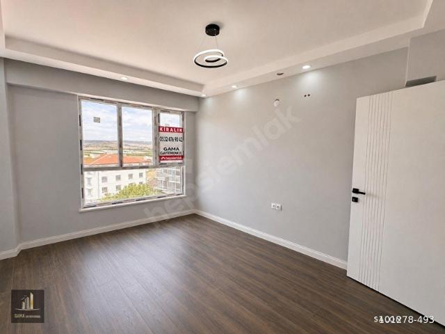 PARK MANZARALI YERDEN ISITMALI LÜKS KİRALIK 2+0 SIFIR DAİRE