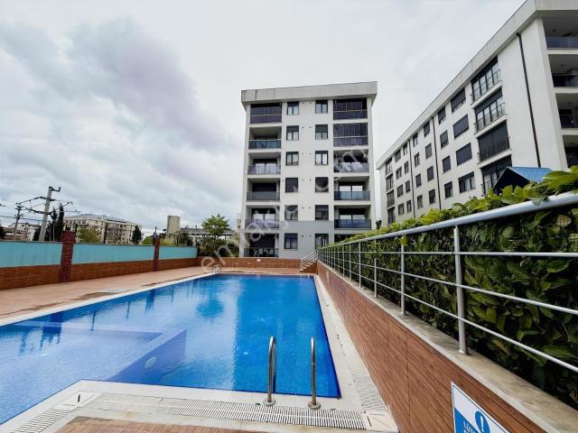 Park Marine Residece'da Havuz Ve Deniz Manzaralı 3+1 Lüks Daire