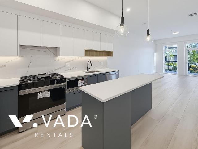 Park & Maven 2 BR APT Rental 119 6270 Gooseberry Dr Surrey: VADA 2 Bedroom 2 Bath Condo for Rent