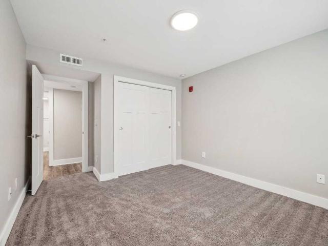 Park On Valley 2 Bedroom Apartment for Rent at 741 Barcelona Ct, Birmingham, AL 35209 Glen Iris