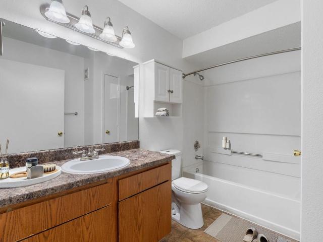 Park at Olathe Station 1 Bedroom Apartment for Rent at 12230 S Strang Line Ct, Olathe, KS 66062