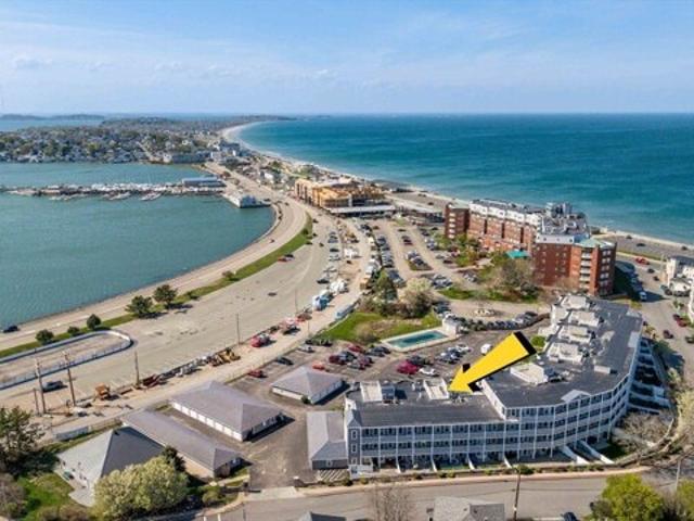 Park Ave Unit,hull, Condo For Sale
