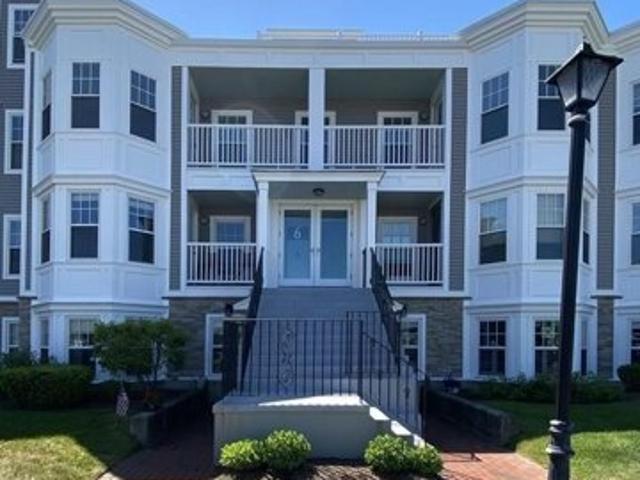 Park Ave Unit,hull, Condo For Sale
