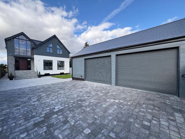 Park Avenue, Wraysbury, Staines Upon Thames, Berkshire TW19, 4 bed detached house to rent, £8,500 pcm | PrimeLocation