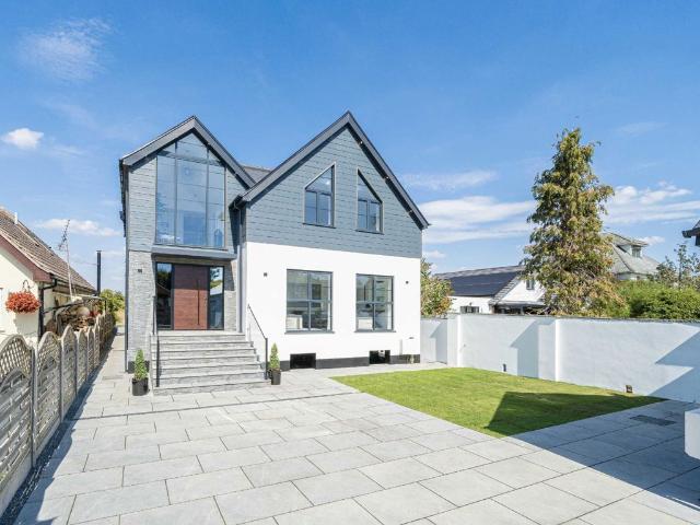 Park Avenue, Wraysbury TW19, 4 bed property to rent, £8,995 pcm | PrimeLocation
