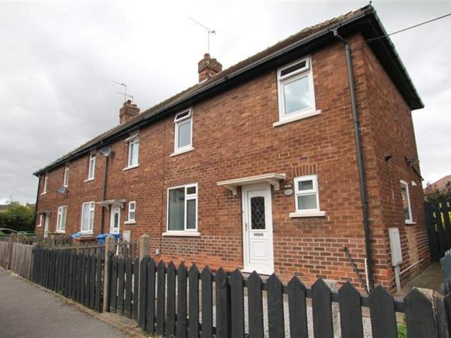 Park Avenue, HU16 2 bed terraced house to rent £795 pcm £183 pw