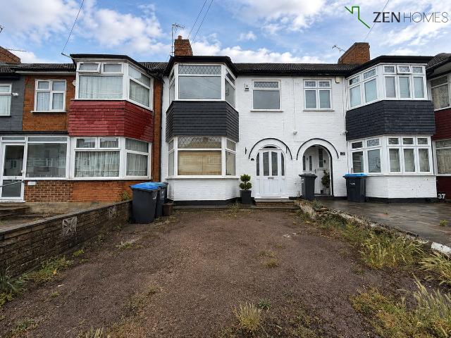 New Park Avenue, London N13, 3 bed terraced house to rent, £2,650 pcm | PrimeLocation