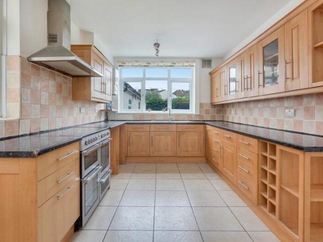 Park Avenue North, Willesden Green NW10 5 bed semi detached house to rent £4,250 pcm £981 pw