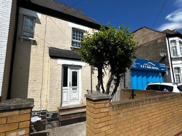Park Avenue Road, London N17, 1 bed end terrace house to rent, £2,000 pcm | PrimeLocation
