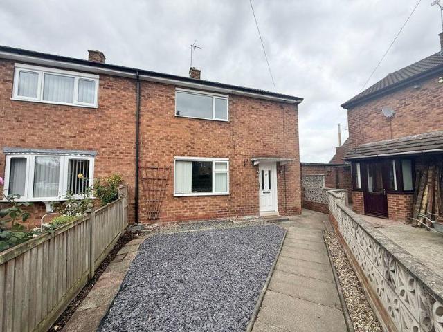 Park Avenue, Saughall 3 bed semi detached house to rent £1,250 pcm £288 pw