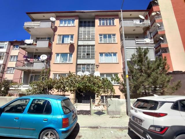 Park Afyon Karşı Aralığı D.gazlı Kiralık 2+1 Salon salomanje