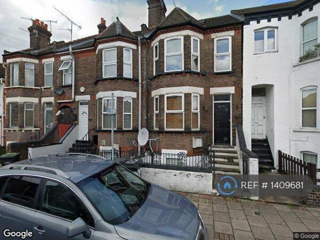 Park Ct, Luton, LU2 2 bed flat to rent £1,150 pcm £265 pw