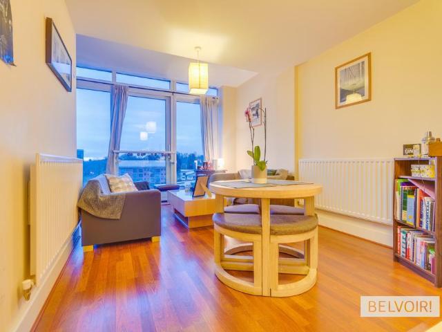 Park Central, 52 Mason Way. 1 bed flat to rent £925 pcm £213 pw