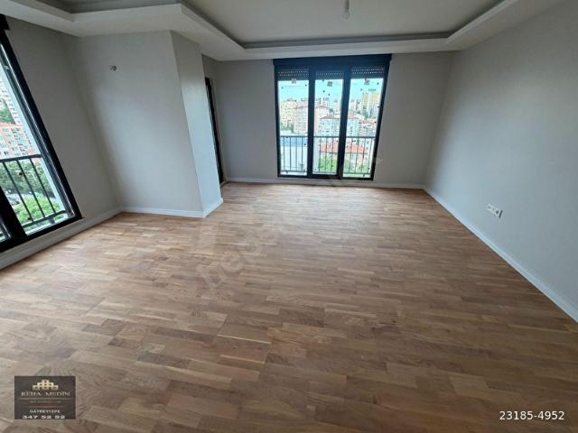 PARK CEPHELİ GÜVENLİKLİ SİTE 2+1