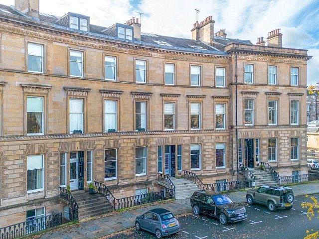 Park Circus, Glasgow, G3 3 bed apartment to rent £5,000 pcm £1,154 pw
