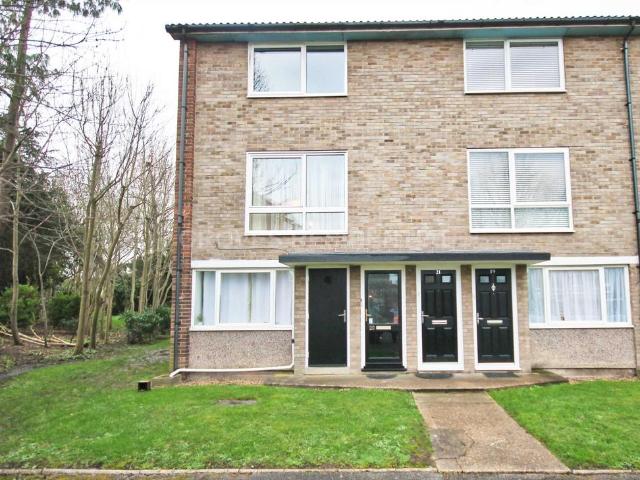 Park Court, London, KT3 5AE, United Kingdom | 2 bed apartment for rent #114751373 | Rentberry